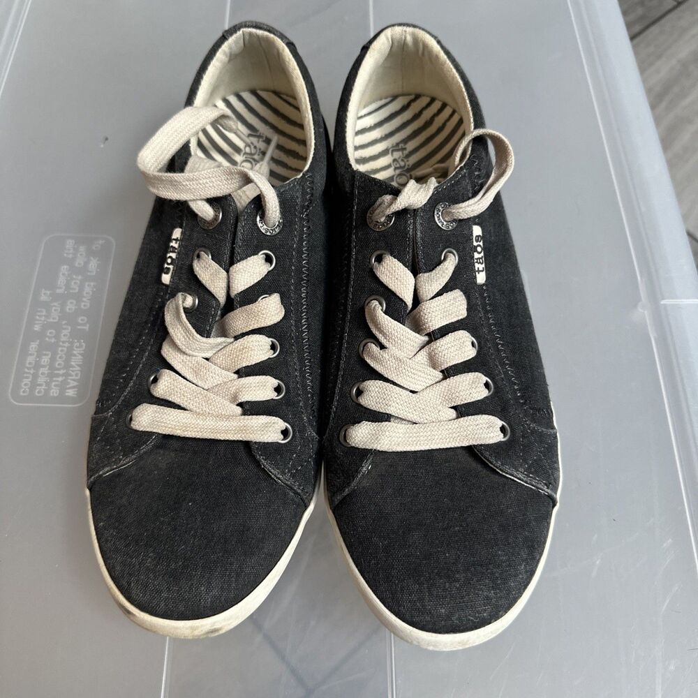 Casual Black Canvas Sneakers